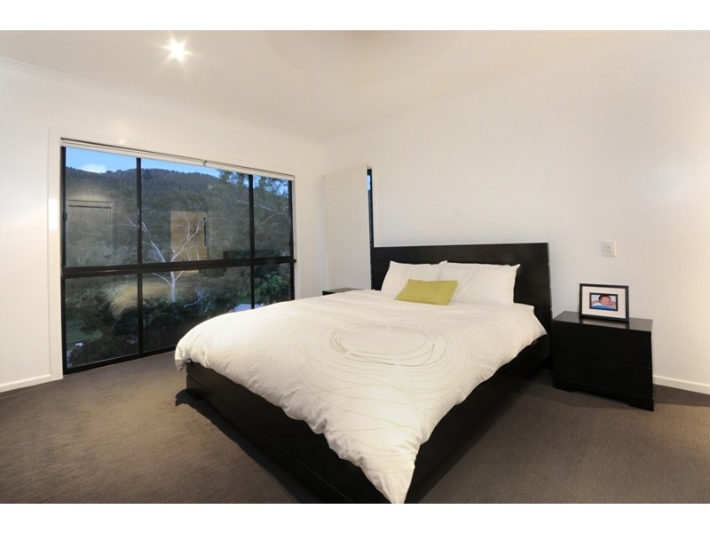 19 Daydream Court, Cannonvale QLD 4802