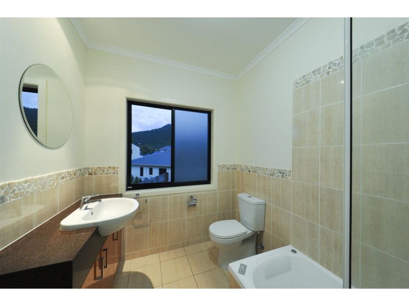 22/25 Abell Road, Cannonvale QLD 4802