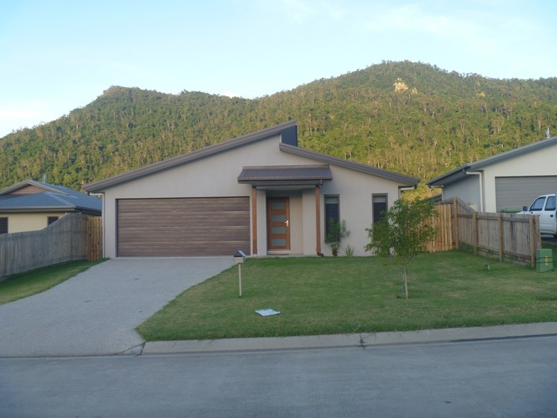 67 Parker Road, Cannonvale QLD 4802