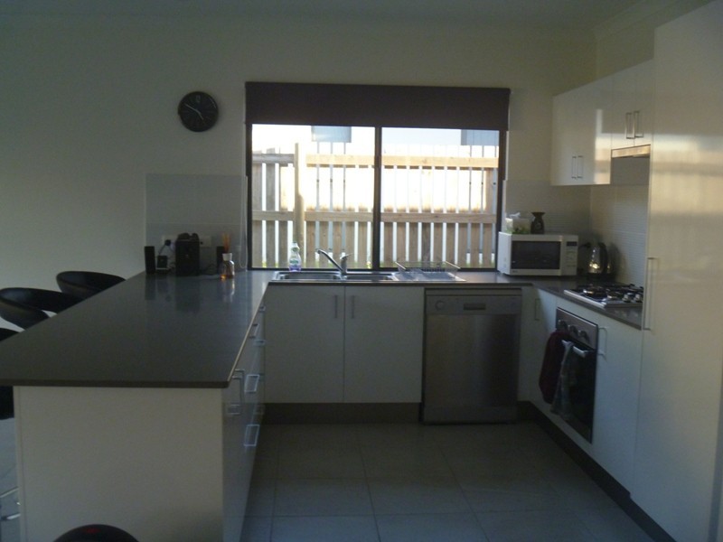67 Parker Road, Cannonvale QLD 4802