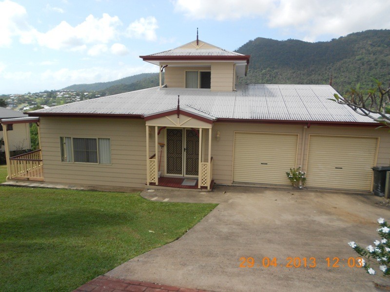24 Hamilton Avenue, Cannonvale QLD 4802