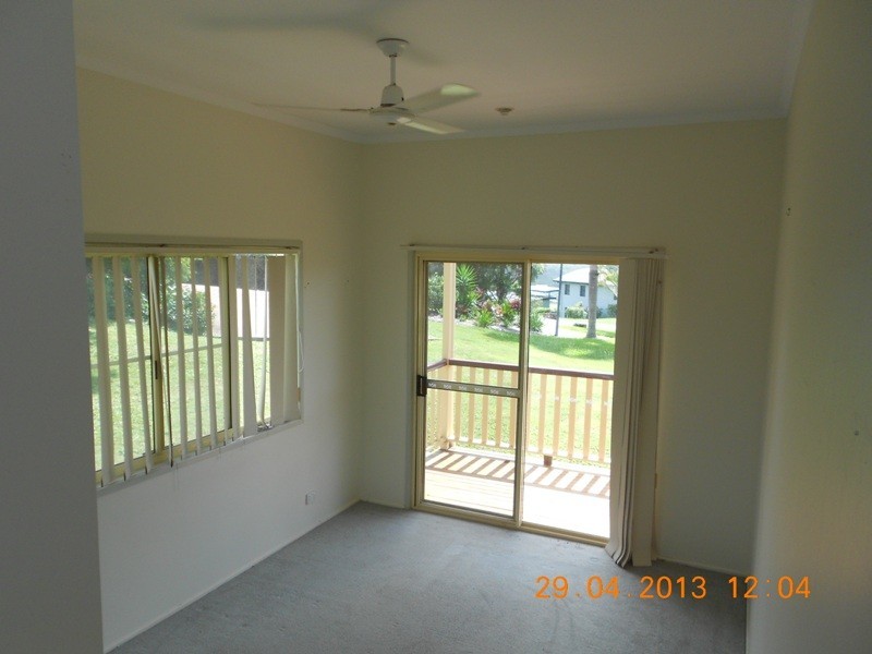 24 Hamilton Avenue, Cannonvale QLD 4802