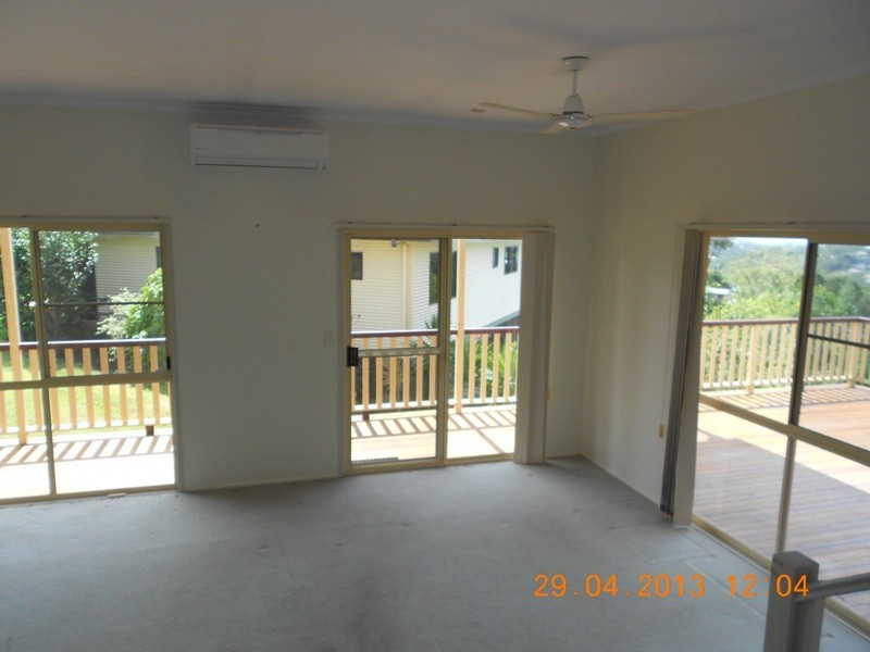 24 Hamilton Avenue, Cannonvale QLD 4802