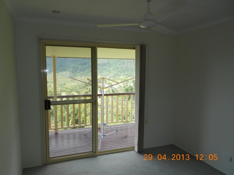 24 Hamilton Avenue, Cannonvale QLD 4802