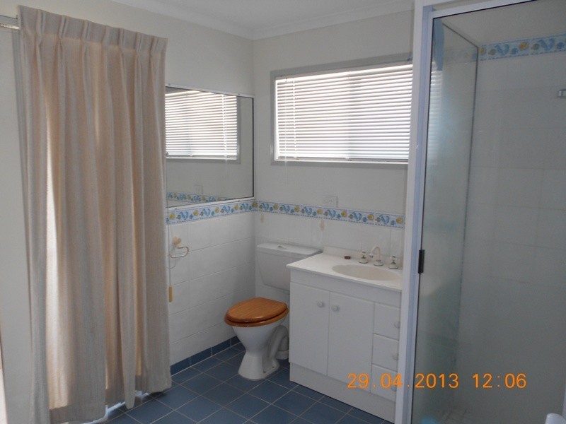 24 Hamilton Avenue, Cannonvale QLD 4802