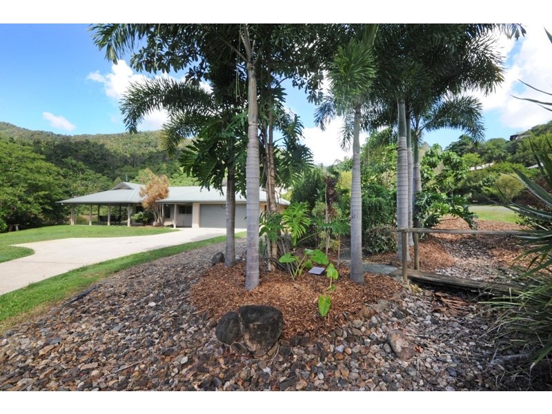73 Stanley Drive, Cannonvale QLD 4802