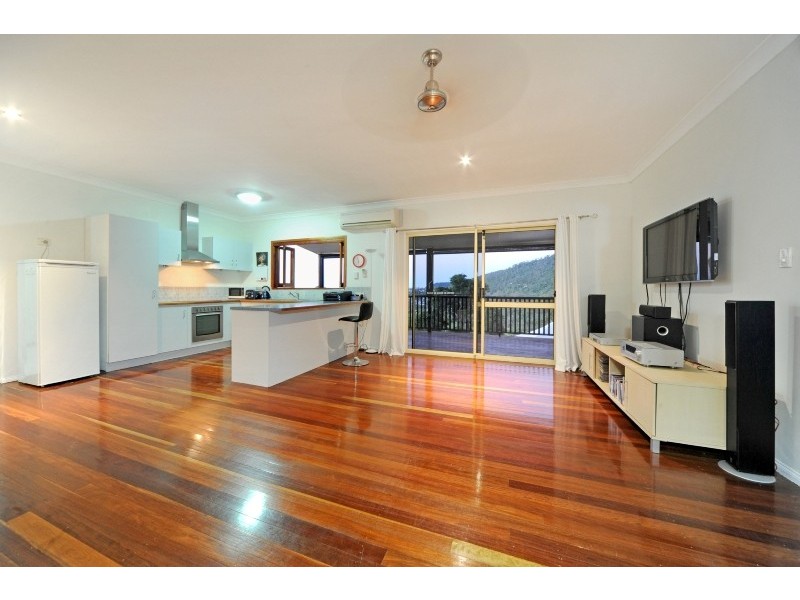 19/14 HamIlton Avenue, Cannonvale QLD 4802
