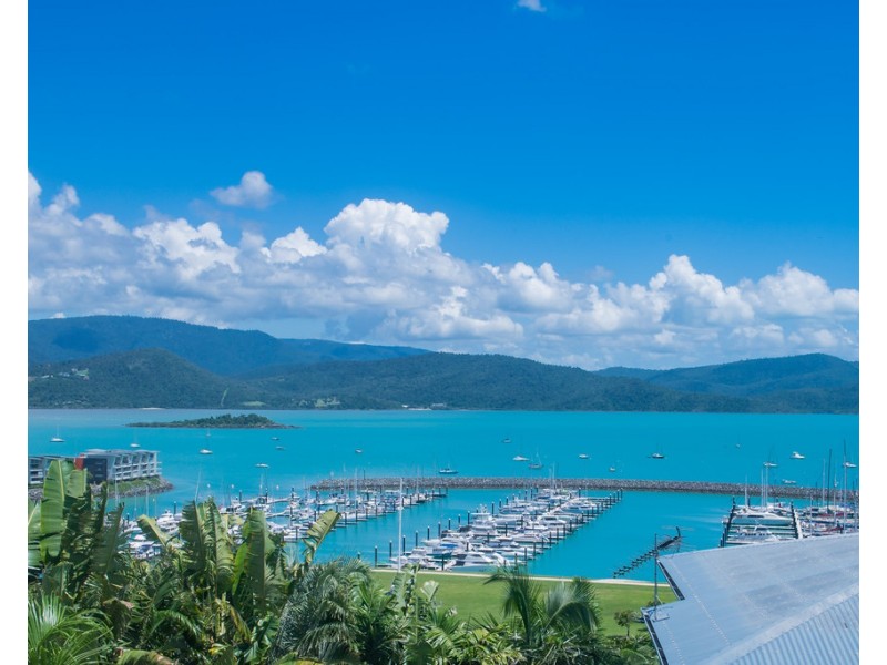 11/2 Lewis Street, Airlie Beach QLD 4802