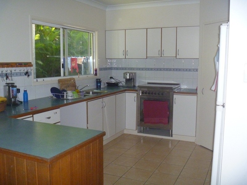 185 Paluma Road, Cannonvale QLD 4802