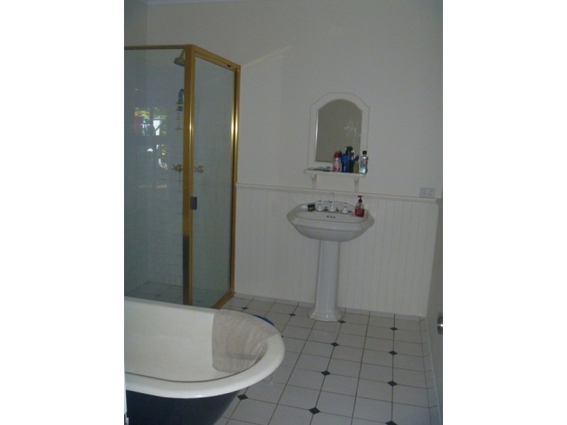 185 Paluma Road, Cannonvale QLD 4802