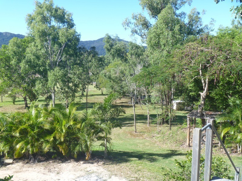 185 Paluma Road, Cannonvale QLD 4802