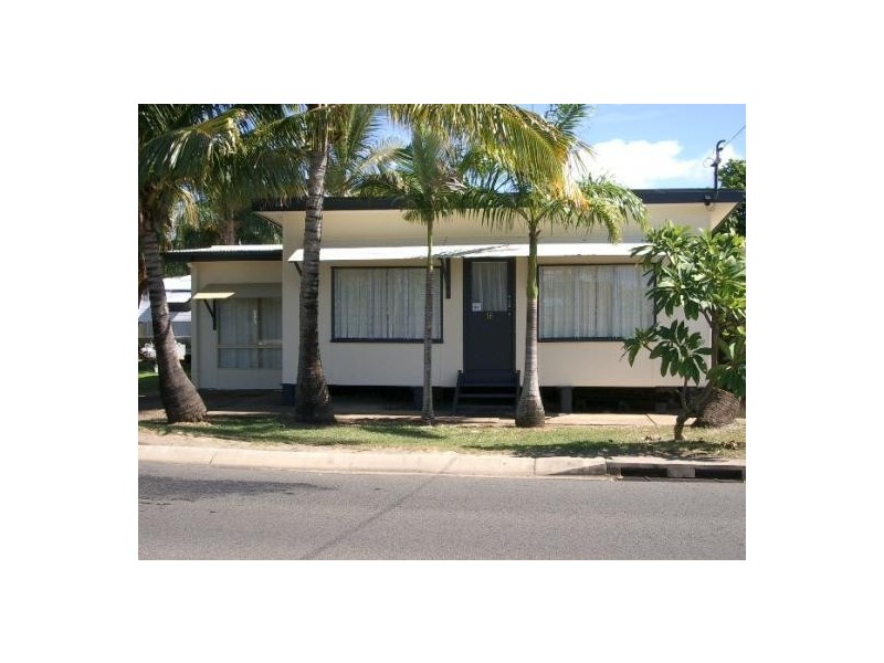 16 Summit Avenue, Airlie Beach QLD 4802