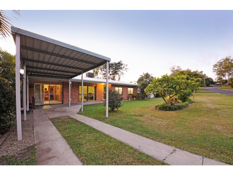 24 Wambiri Street, Cannonvale QLD 4802
