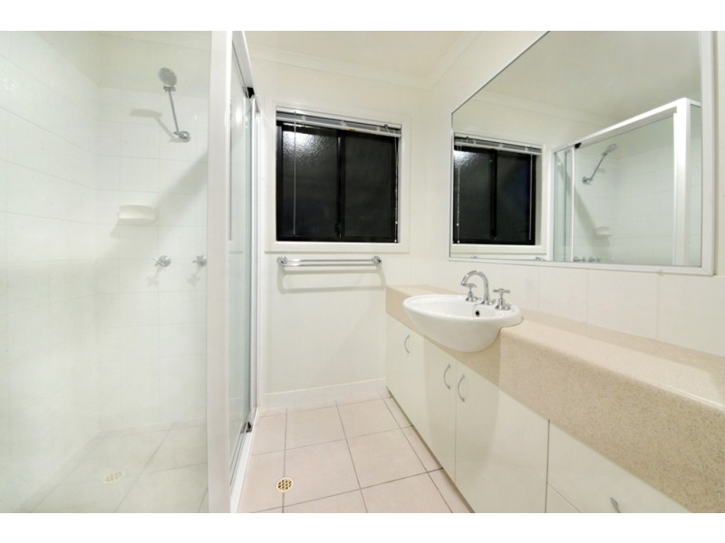 9/16 Beach Road, Cannonvale QLD 4802