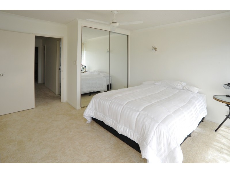 115/2 Eshelby Drive, Cannonvale QLD 4802
