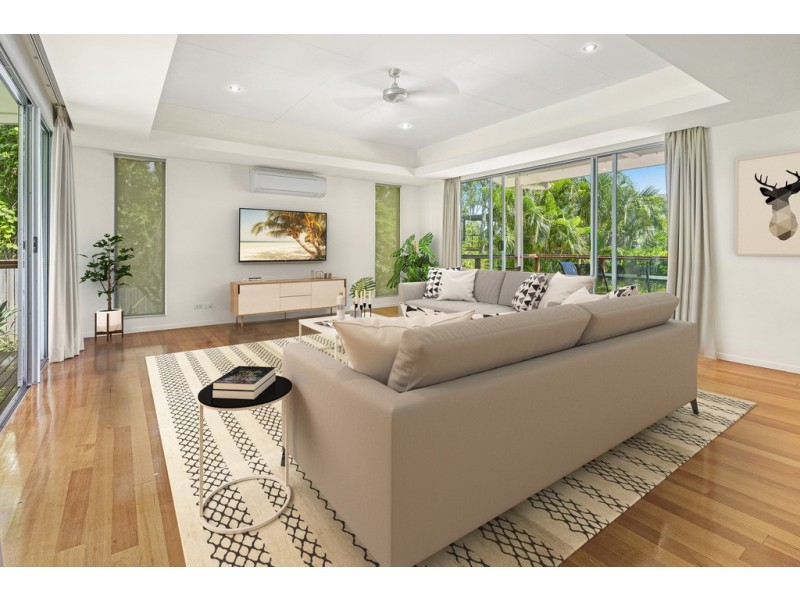 31 Eshelby Drive, Cannonvale QLD 4802