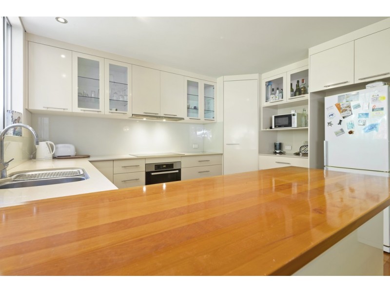 31 Eshelby Drive, Cannonvale QLD 4802
