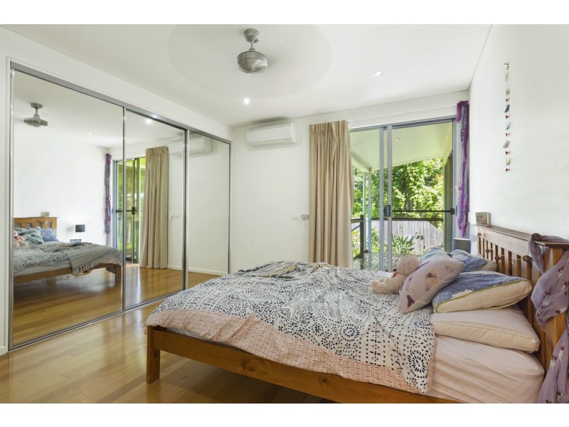 31 Eshelby Drive, Cannonvale QLD 4802