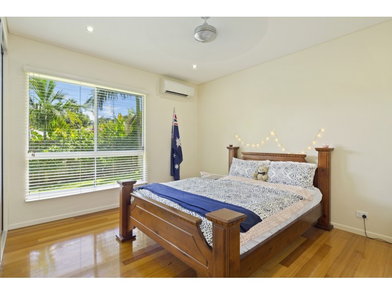 31 Eshelby Drive, Cannonvale QLD 4802