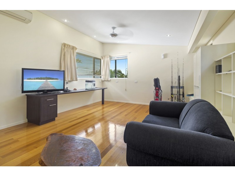 31 Eshelby Drive, Cannonvale QLD 4802