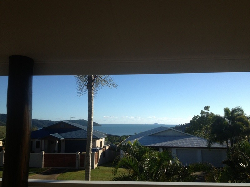 33 Country Road, Cannonvale QLD 4802