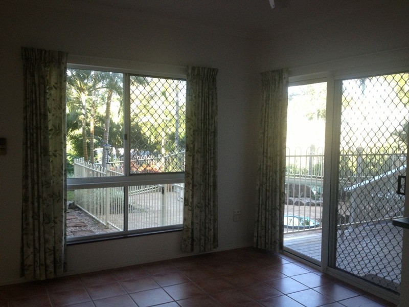 33 Country Road, Cannonvale QLD 4802