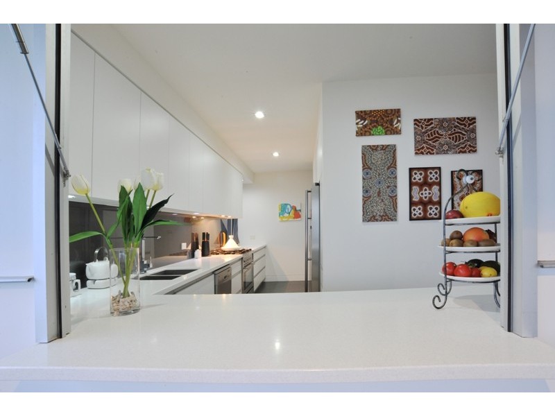 5 Harbour Avenue, Shute Harbour QLD 4802