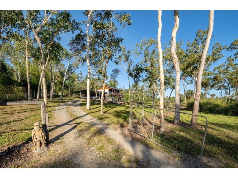286 Sugarloaf Road, Riordanvale QLD 4800