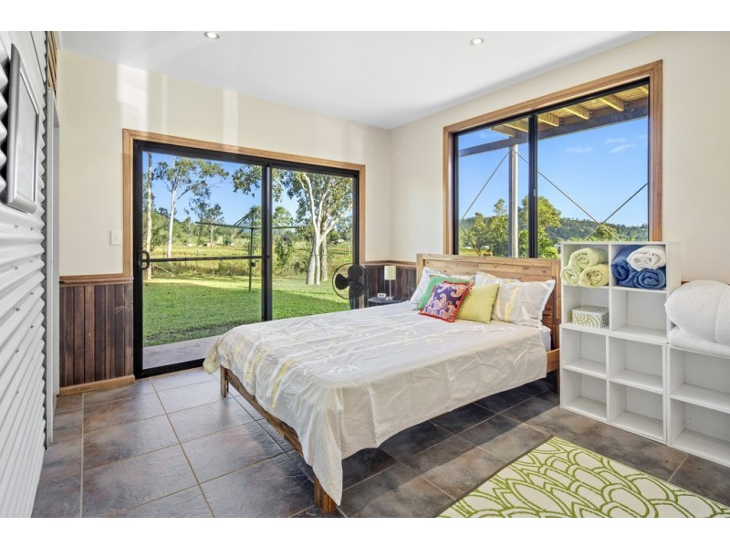 286 Sugarloaf Road, Riordanvale QLD 4800