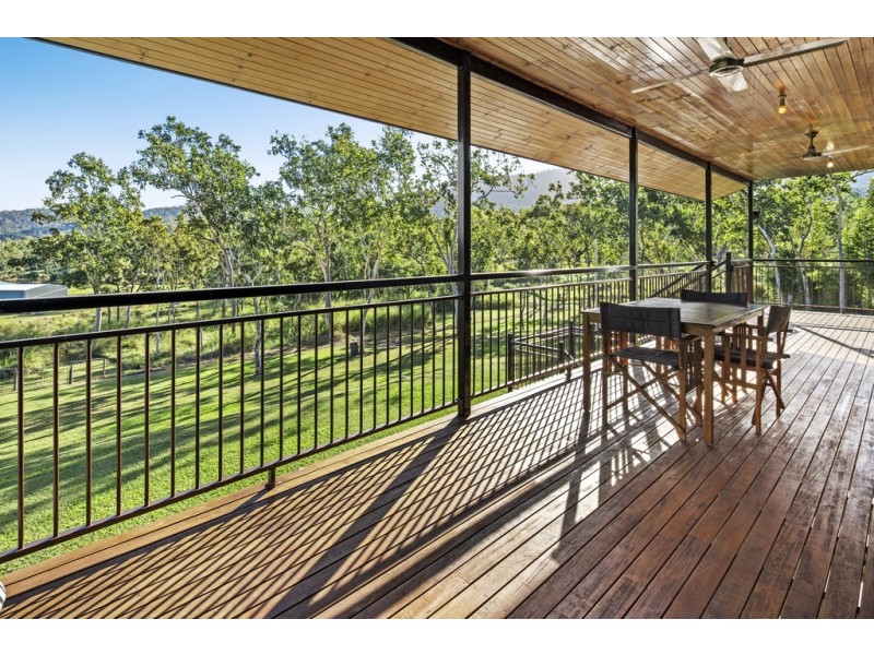 286 Sugarloaf Road, Riordanvale QLD 4800