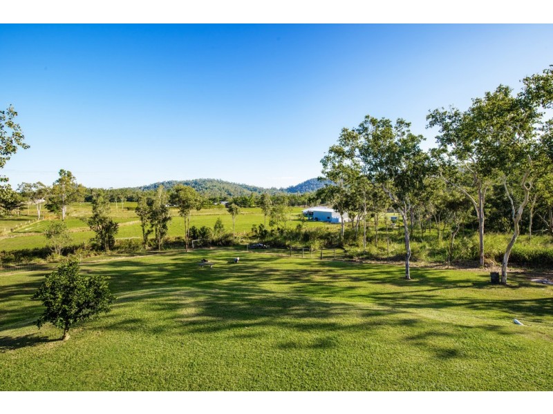 286 Sugarloaf Road, Riordanvale QLD 4800
