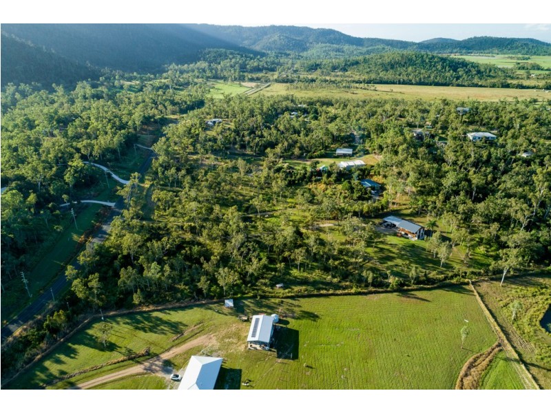 286 Sugarloaf Road, Riordanvale QLD 4800
