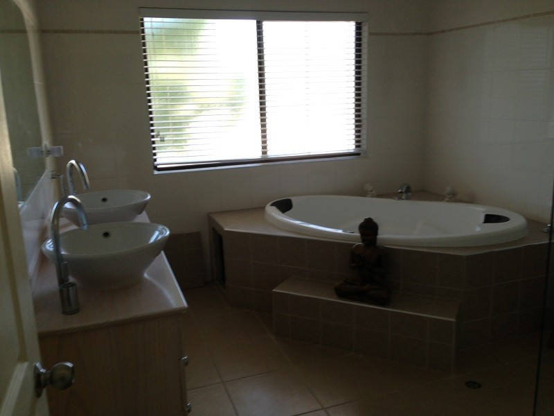 42 Macarthur Drive, Cannonvale QLD 4802