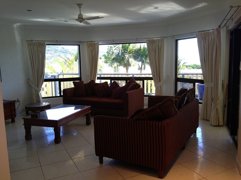 42 Macarthur Drive, Cannonvale QLD 4802