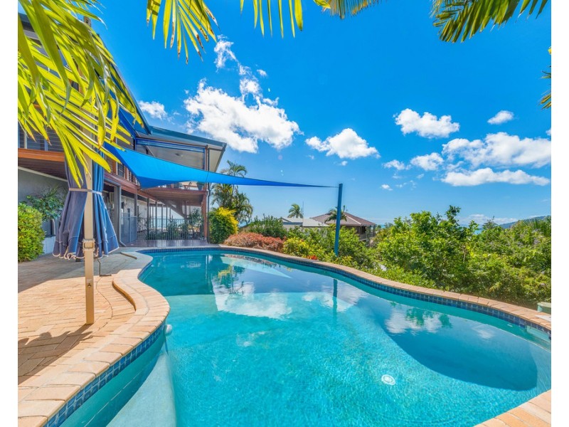 9 Kara Crescent, Airlie Beach QLD 4802
