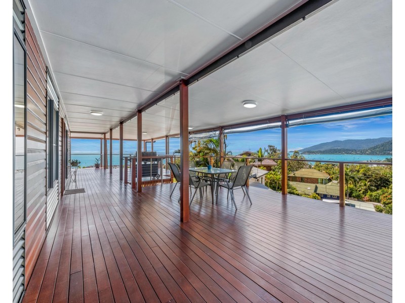 9 Kara Crescent, Airlie Beach QLD 4802