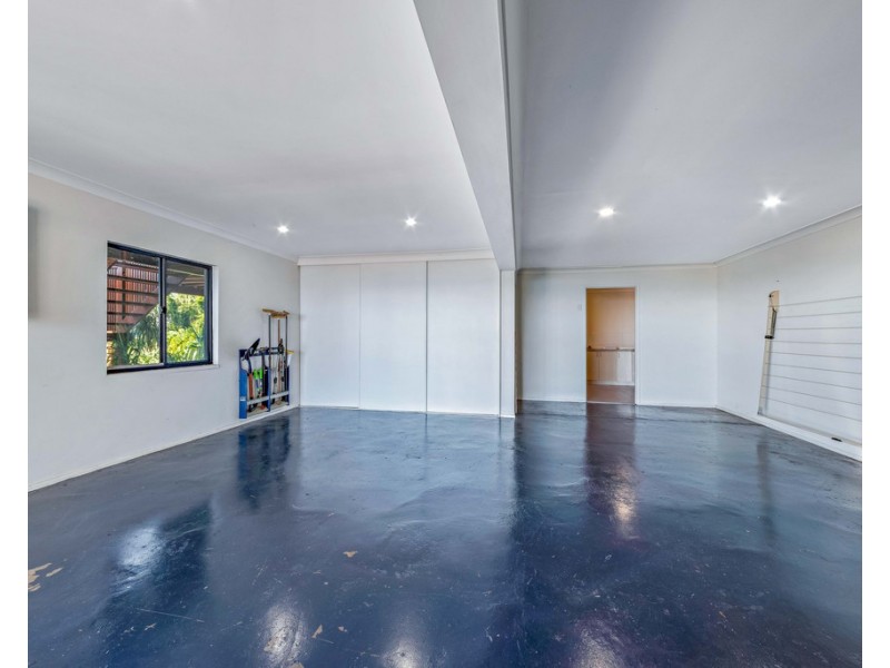 9 Kara Crescent, Airlie Beach QLD 4802