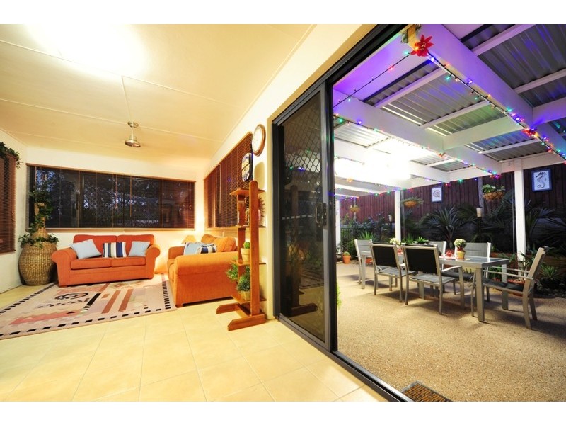 22 Links Drive, Cannonvale QLD 4802
