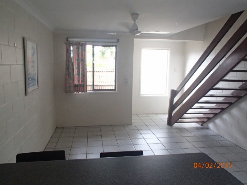 1/9 Salmon Street, Cannonvale QLD 4802