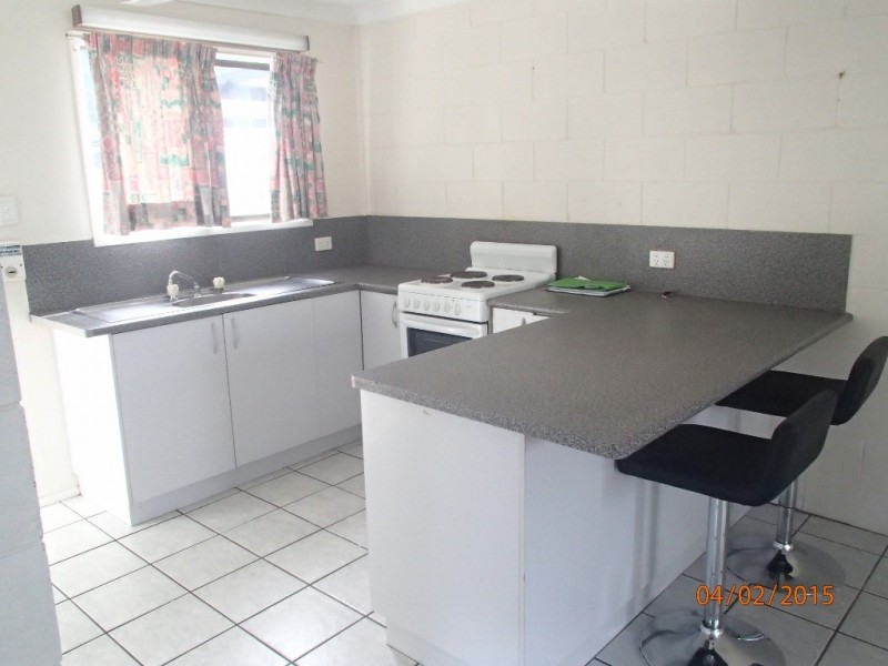 1/9 Salmon Street, Cannonvale QLD 4802