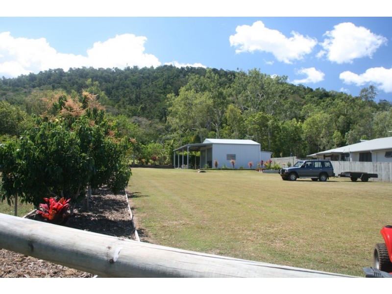 1 Riverview Drive, Mount Julian QLD 4800