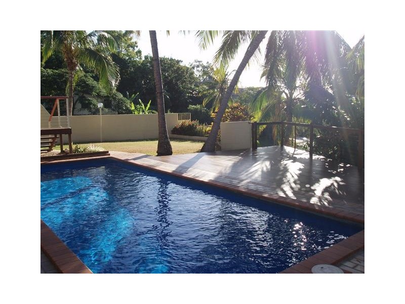 1/10 Begley Street, Airlie Beach QLD 4802