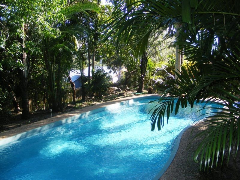 12 Panoramic Court, Cannonvale QLD 4802