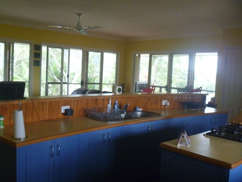 4 Links Road, Cannonvale QLD 4802