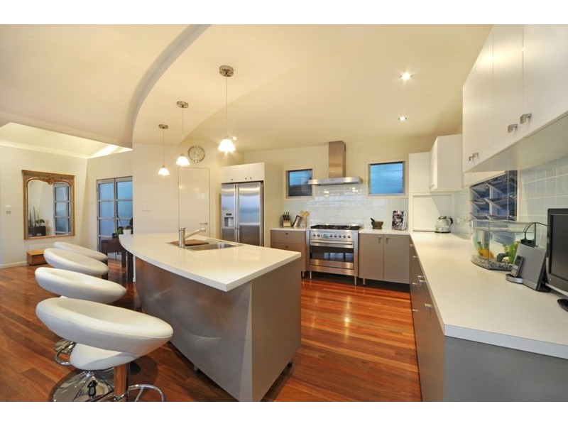 41 Harbour Avenue, Shute Harbour QLD 4802