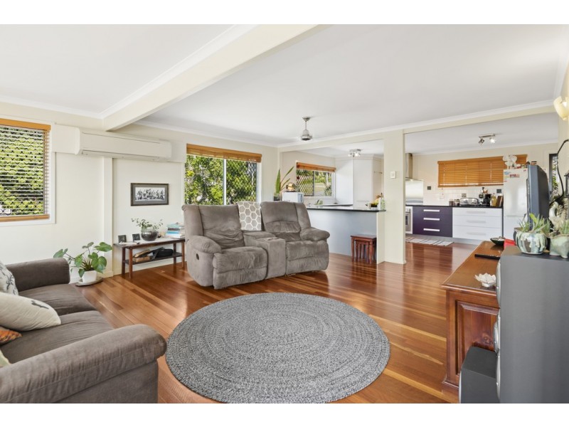 14 Manooka Drive, Cannonvale QLD 4802