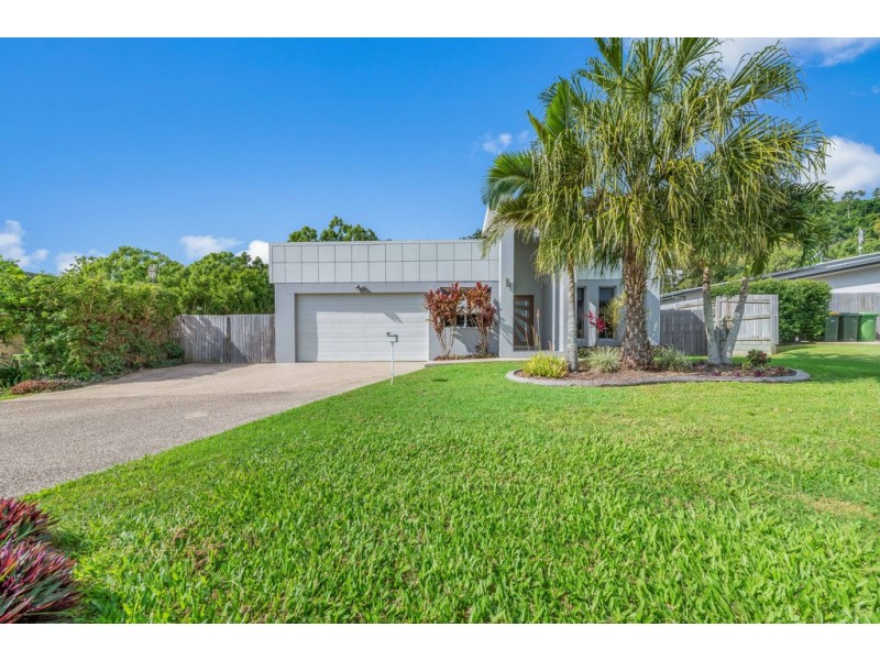 33 Endeavour Circuit, Cannonvale QLD 4802