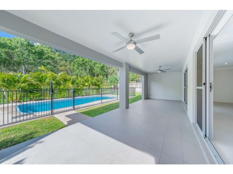33 Endeavour Circuit, Cannonvale QLD 4802