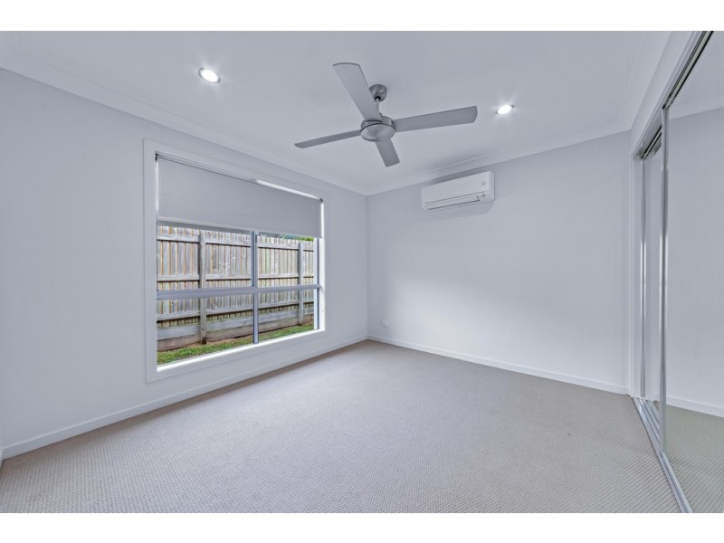 33 Endeavour Circuit, Cannonvale QLD 4802