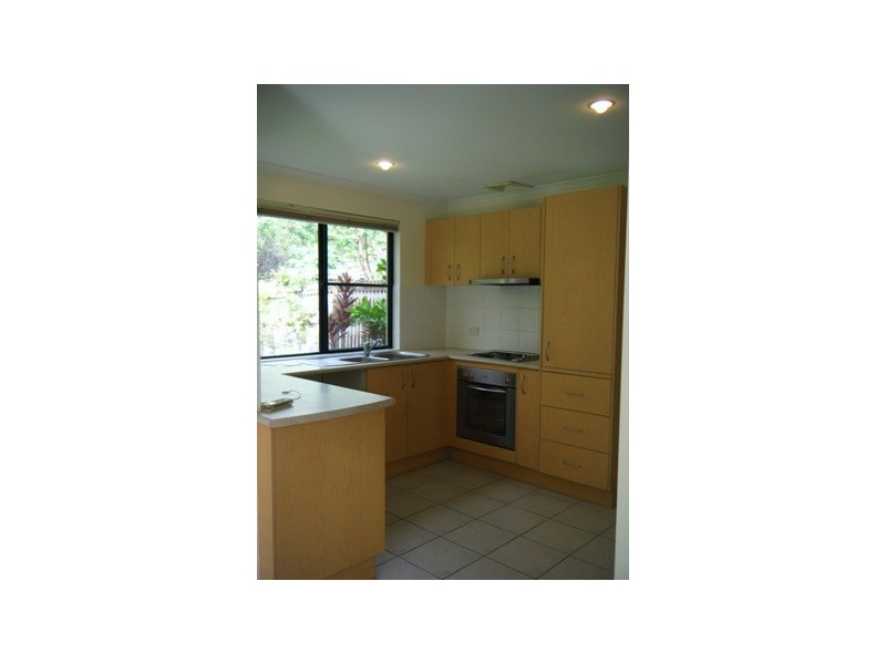 5/16 Beach Road, Cannonvale QLD 4802